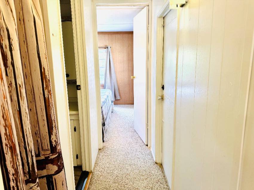 18 Henry Drive a Winter Haven, FL Mobile or Manufactured Home for Sale